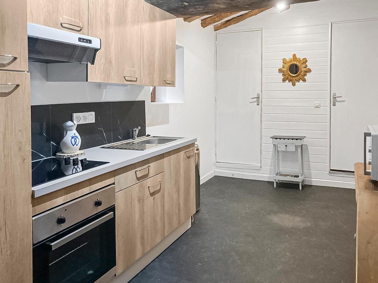Le Clos Des Ecorcins - Terrasse - Parking Prive Saint-Amand-sur-Sevre Luaran gambar