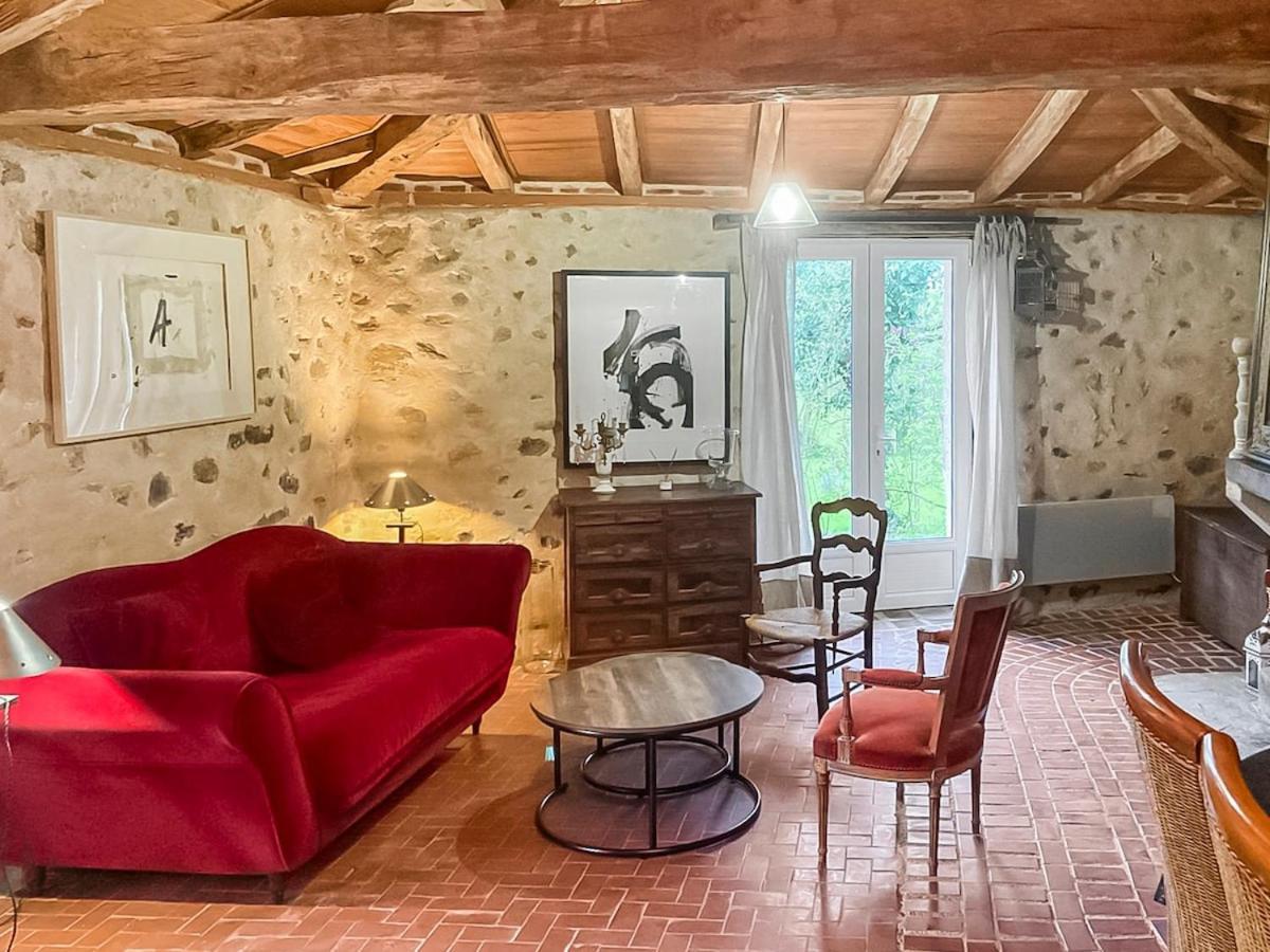 Le Clos Des Ecorcins - Terrasse - Parking Prive Saint-Amand-sur-Sevre Luaran gambar